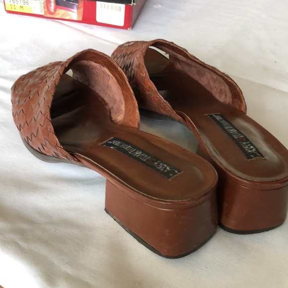 Larry stuart collection pose II cognac woven mule - Picture 4 of 5